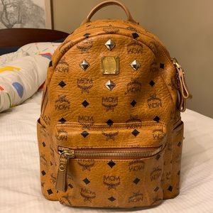 MCM studded BACKPACK ✨